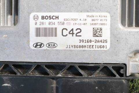 Foto 2ª: Centralita Motor ECU Kia Stonic TECH 110CV 81KW (2018)