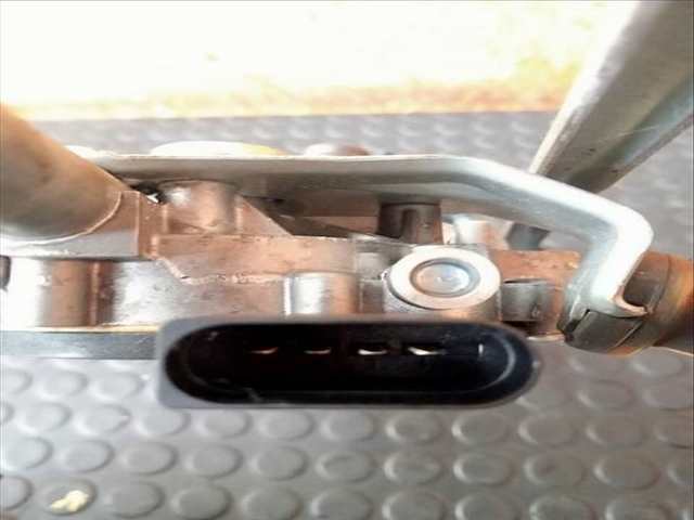 Foto 3ª: Motor Limpia Delantero Hyundai i20 STYLE 1 TGDI CAT 120CV [G3LC] (2014)