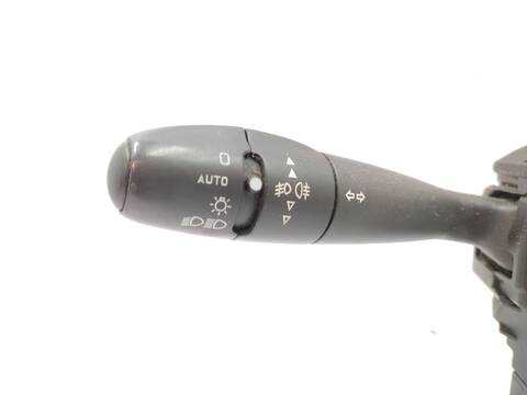 Foto 2ª: Mando Multifuncion Citroen C3 1.4 HDI 68CV 50KW [8HZ] (2007)