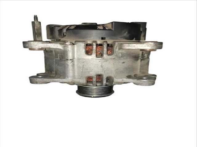 Foto 1ª: Alternador Skoda Octavia 1.9 TDI (2004)