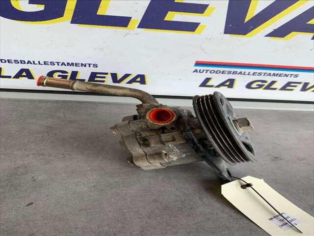 Foto 2ª: Bomba de Direccion Nissan Pathfinder PATHFINDER 2488 CC 2.5 LTR) 171CV/126KW 0CV [YD25] (2006)