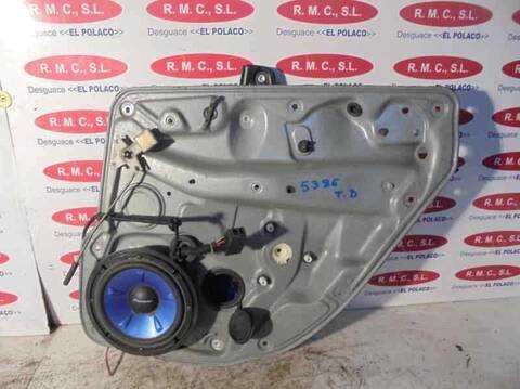Elevalunas Manual Trasero Derecho Volkswagen Golf 1.9 TDI BERLINA 101CV 74KW