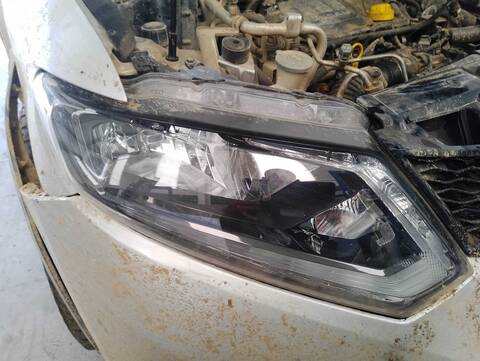 Foto 2ª: Faro Derecho Nissan X-Trail 360 130CV 96KW T32) [R9M] (2017)
