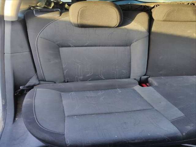 Foto 2ª: Asientos Traseros Citroen C4 WHITE ATTRACTION 92CV 68KW (2010)