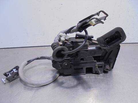 Foto 3ª: Cerradura Puerta Trasera Derecha Volkswagen Polo ADVANCE 75CV 55KW [CAY] (2010)