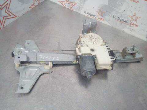 Foto 1ª: Elevalunas Manual Trasero Izquierdo Citroen C4 COLLECTION BERLINA 90CV 66KW [9HX] (2006)