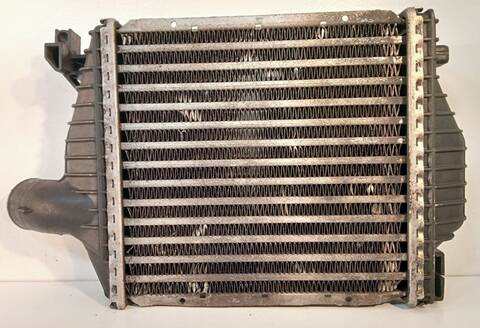 Foto 2ª: Intercooler Mercedes Vito 110 D EURO 2 638.174) 98CV