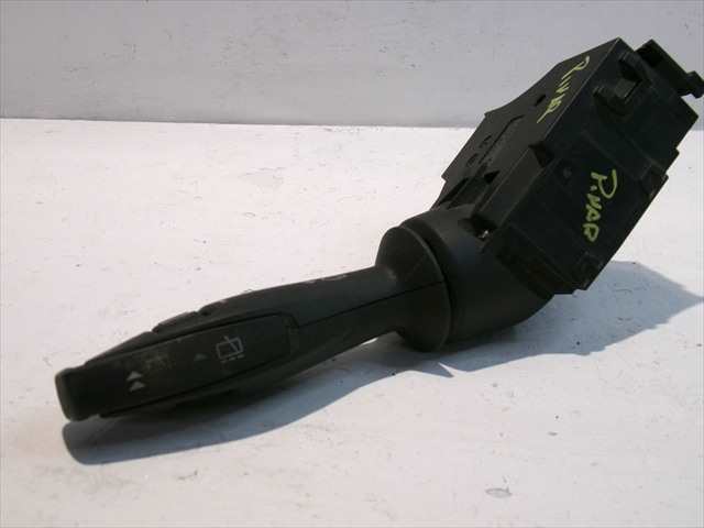 Foto 3ª: Mando Multifuncion Ford Fiesta 1.4 TDCI 2008-2013 [KVJA] (2012)