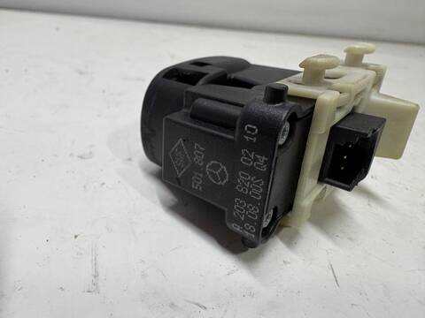 Foto 3ª: Botonera Elevalunas Mercedes Clase C 160 611962 BERLINA (2000)