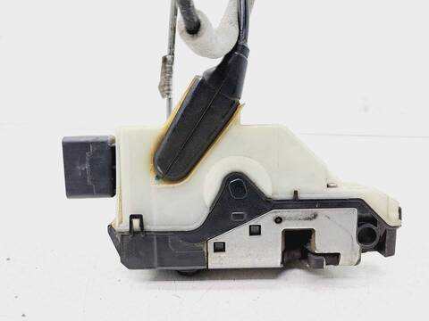 Foto 3ª: Cerradura Puerta Delantera Derecha Citroen C4 LIVE 99CV 73KW [BH02] (2017)