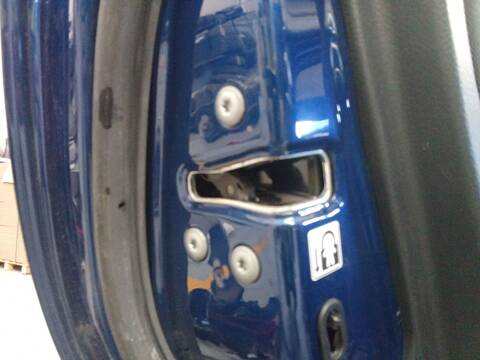 Cerradura Puerta Trasera Izquierda Toyota Auris 1.6 D4-D WWE185_) 112CV 82KW