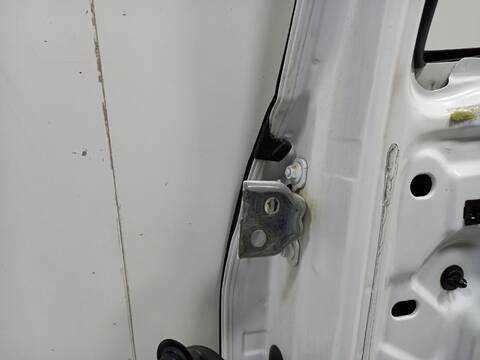 Foto 2ª: Puerta Trasera Derecha Dacia Duster K9K612 (2015)