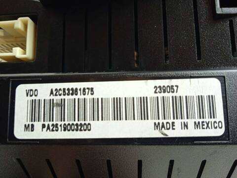 Foto 3ª: Cuadro de Instrumentos Mercedes Clase ML 300 3.0 CDI W164) CAT (2011)