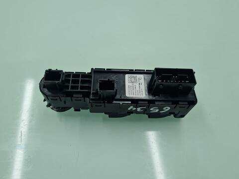 Foto 4ª: Botonera Elevalunas Citroen C3 FEEL AIRCROSS 110CV 81KW [YH01] (2023)