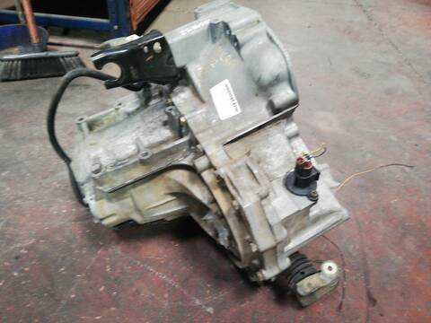 Foto 3ª: Caja Cambios Nissan Micra CGA3 (2002)