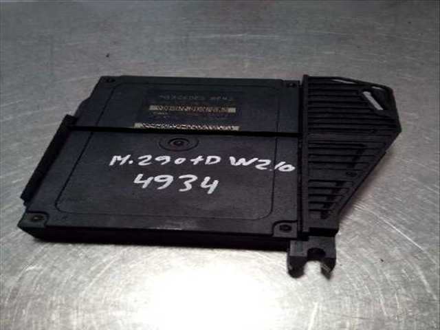 Foto 1ª: Centralita Check Control Mercedes Clase E 180 290 T TD 210.217) 129CV 95KW FAMILIAR [602982] (1996)