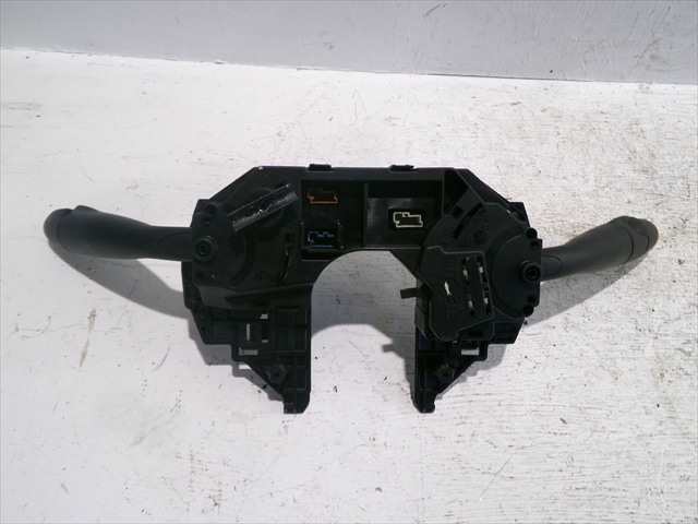 Foto 2ª: Mando Multifuncion Citroen C4 1.6 G 2004-2010 [NFU] (2007)