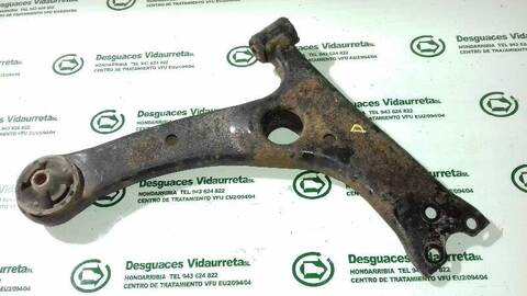Foto 1ª: Brazo Suspension Delantero Derecho Toyota Avensis 1.8 SOL 129CV 95KW [1ZZFE] (2008)