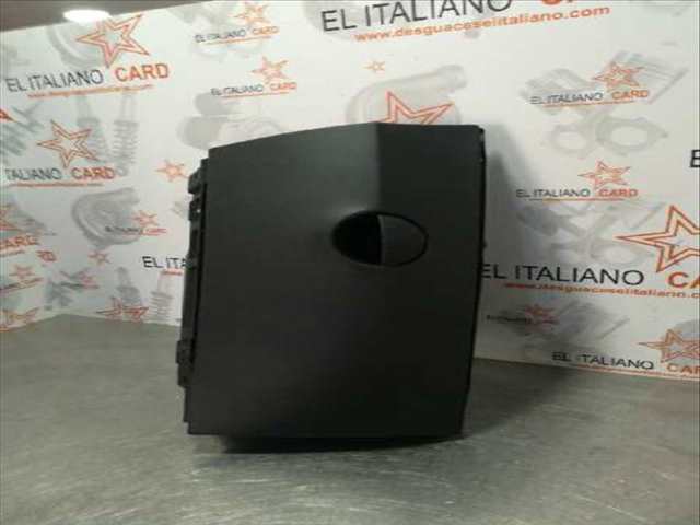 Foto 2ª: Guantera Fiat 500 1.2 G 69CV 51KW NUOVA 150) POP [G-169A4000] (2018)