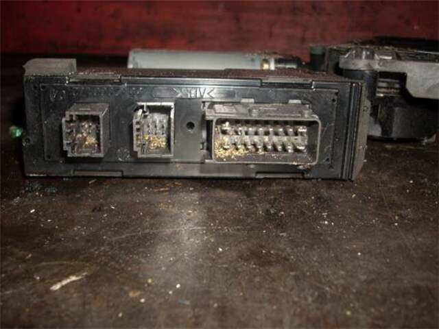 Foto 3ª: Elevalunas Eléctrico Delantero Derecho Peugeot 307 2.0 HDI 90 [RHY (DW10TD)]