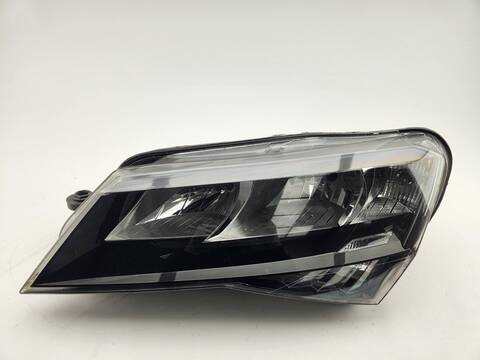 Faro Izquierdo Skoda Superb AMBITION 150CV 110KW