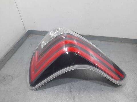 Foto 2ª: Piloto Trasero Derecho Ssangyong Tivoli 1.5 163CV 120KW [175950] (2024)