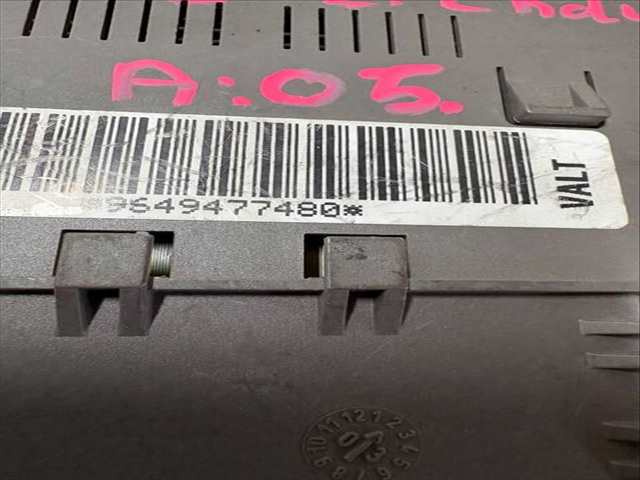 Foto 3ª: Caja Reles Fusibles Citroen C8 VERSION INDEFINIDA