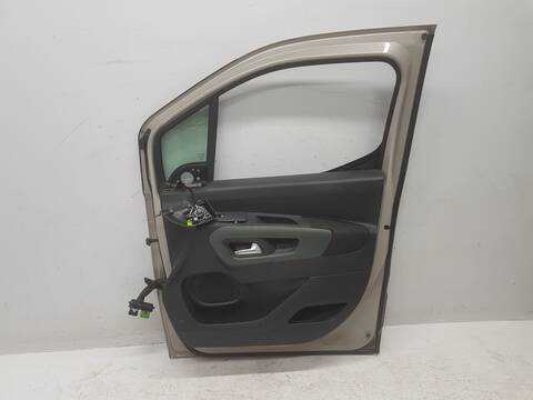 Foto 3ª: Puerta Delantera Derecha Citroen Berlingo FEEL BUSINESS M (2008)