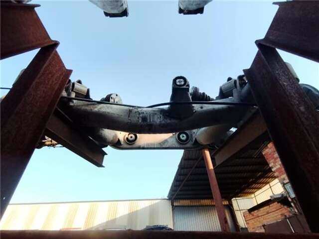 Foto 3ª: Puente Trasero Bmw Serie 5 518 2.5 523I [2.5 LTR. - 125 KW 24V CAT] [M52 B25 (25 6 S3)]