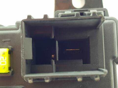 Foto 2ª: Centralita Motor ECU Bmw Serie 1 114 118D (2015)