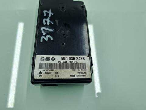 Foto 2ª: Centralita Motor ECU Volkswagen Scirocco 2.0 TDI 140CV 103KW [CBD] (1950)