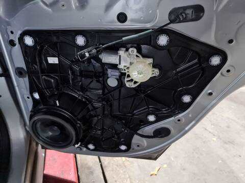 Elevalunas Manual Trasero Derecho Ford Focus ST-LINE X 119CV 88KW