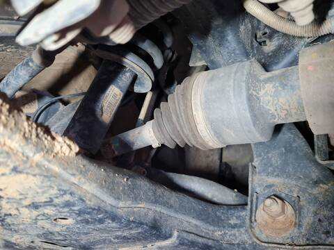 Transmision Delantera Derecha Ford Ranger DOBLE CABINA WILDTRACK 4X4 4P) 213CV