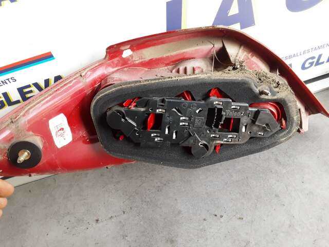 Foto 2ª: Piloto Trasero Derecho Peugeot 307 2.0 HDI [RHS] (2001)