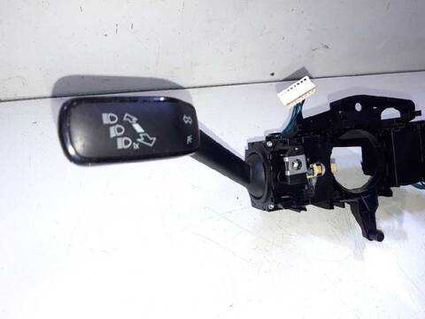 Foto 2ª: Mando Multifuncion Volkswagen Touran 2.0 TDI 150CV 110KW [DFEA] (2015)