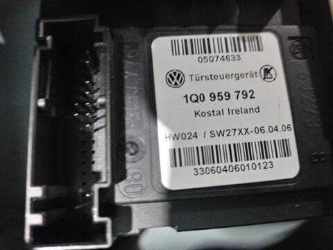 Foto 2ª: Elevalunas Eléctrico Delantero Derecho Volkswagen Eos 2.0 150CV (2006)