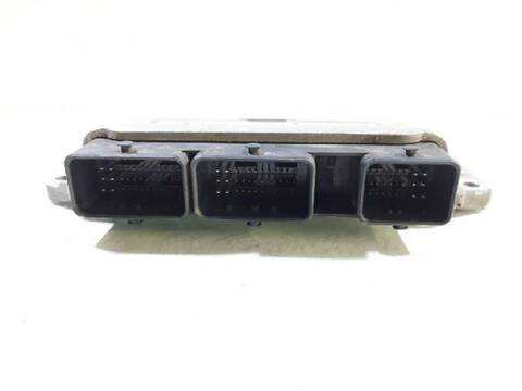 Foto 2ª: Centralita Motor ECU Renault Clio CONFORT EXPRESSION 98CV 72KW [K4J780] (2006)