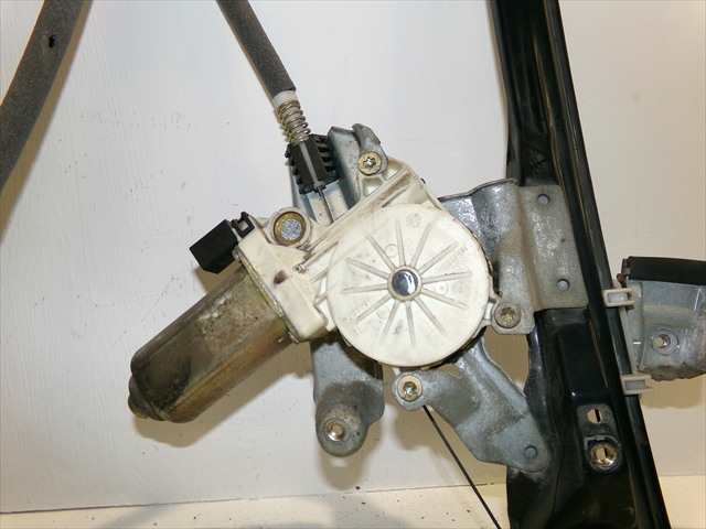 Foto 2ª: Elevalunas Eléctrico Delantero Izquierdo Ford Focus 1.8 TDCI SEDAN, 1998-2004 [FFDA] (2003)