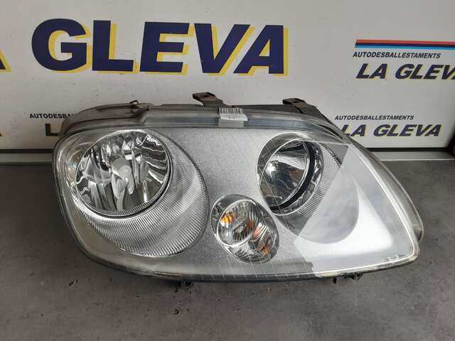Faro Derecho Volkswagen Touran 1.6 102CV/75KW [T53] 0CV