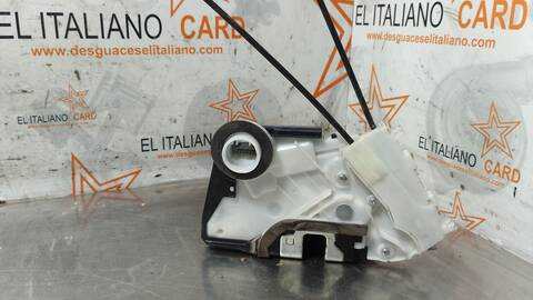 Foto 2ª: Cerradura Puerta Delantera Izquierda Toyota Yaris HYBRID FEEL 101CV 74KW [1NZ] (2016)