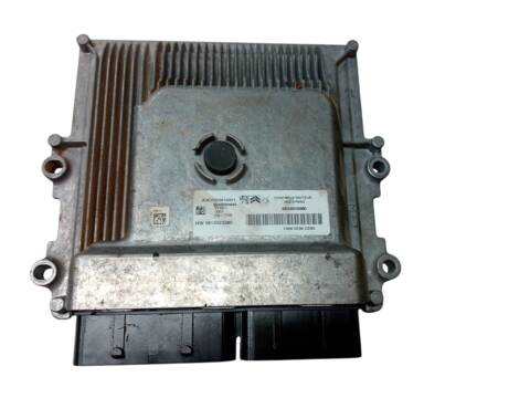 Foto 1ª: Centralita Motor ECU Opel Corsa 1.2 68) (2019)