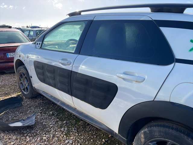 Foto 2ª: Puerta Trasera Izquierda Citroen C4 1.6 HDI CACTUS [9H06] (2014)