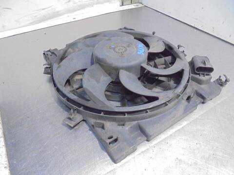 Foto 2ª: Electroventilador Aire Acondicionado Opel Astra 1.9 CDTI 120CV 88KW [Z19DT] (2006)