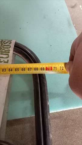 Foto 2ª: Luna Trasera Land Rover Santana 2.5 D 88/109 [E23CI] (1980)