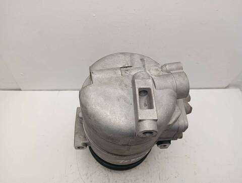 Foto 3ª: Compresor Aire Acondicionado Mercedes Clase E 180 3.2 24V CAT BERLINA 220CV 162KW [M104995] (1995)