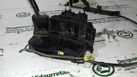 Foto 3ª: Cerradura Puerta Delantera Izquierda Nissan Micra 1.4 CAT 88CV 65KW [CR14DE] (2006)