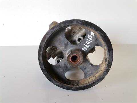 Bomba de Direccion Toyota Rav4 2.0 D-4D EXECUTIVE 4X4 2003 ) 116CV