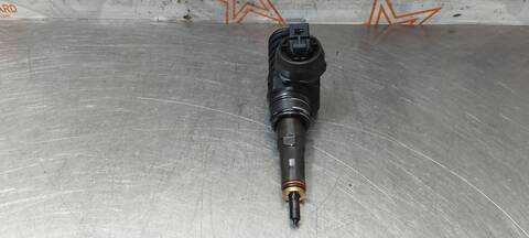 Foto 3ª: Inyectores Volkswagen Touran TRAVELLER 140CV 103KW [BMM] (2007)