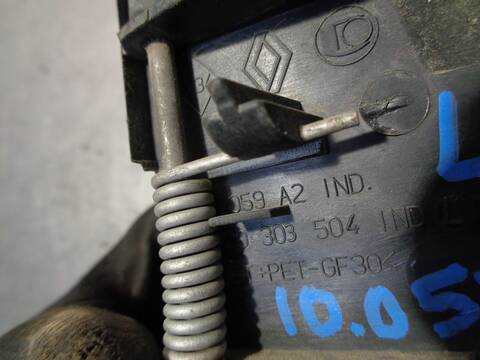 Foto 4ª: Maneta Exterior Delantera Derecha Renault Kangoo ALIZE 64CV 47KW [F8Q P6] (2001)