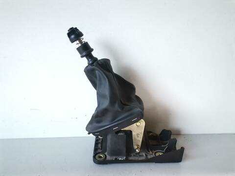 Foto 3ª: Palanca de Cambio Ford Focus BERLINA 1.8 TDDI TD CAT 90CV (1998)